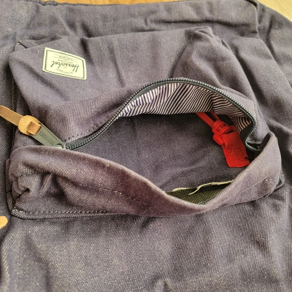 Herschel Supply Co Heritage 18